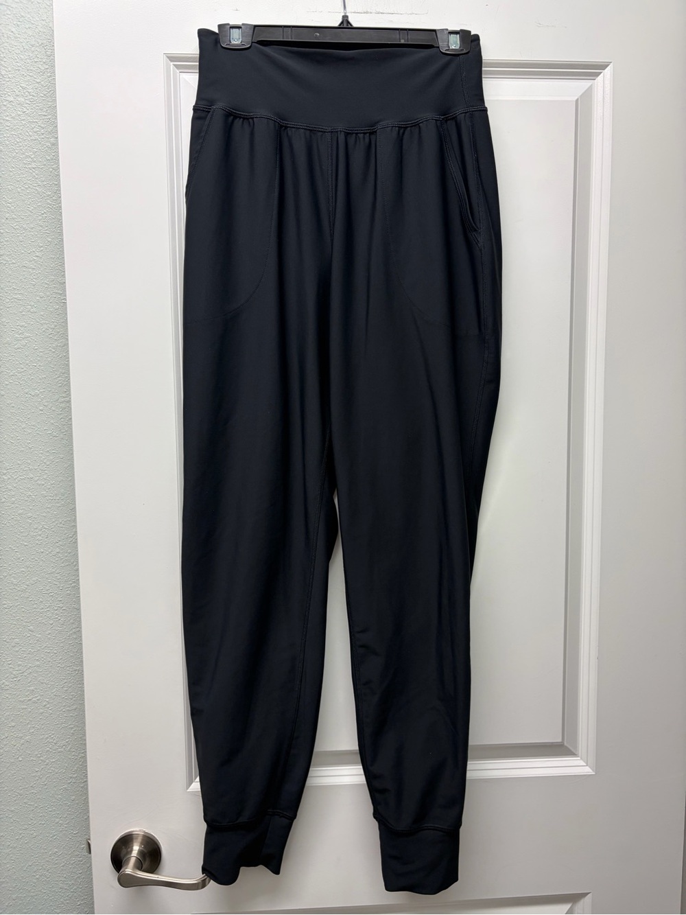 Women’s Black Powersoft High Rise Athletic Jogger Pants Active Medium Tall